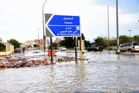 مصريون في الكويت مسؤولون كويتيون البنية التحتية لبعض المناطق لم تستوعب كميات الأمطار الغزيرة المصحوبة برياح شديدة