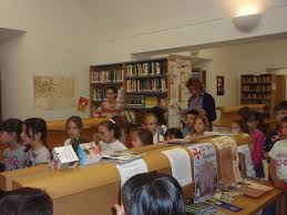 Biblioteca "Sotomayor y Terrazas": abril 2011