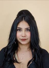 Gina Gingerich's Instagram, Twitter & Facebook