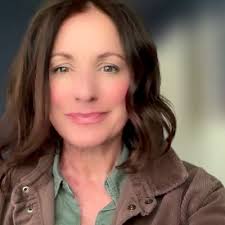 Underemployed nursing graduates in Victoria: A call for workforce planning 