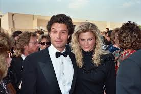 File:Harry Hamlin, Laura Johnson (209) ***-****).jpg ...