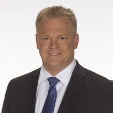 M'Kay Wallis (@mkaywallis)