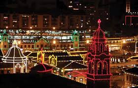 Where To Find The Best Kansas City Christmas Lights Displays Christmas Light Displays Christmas Lights Christmas