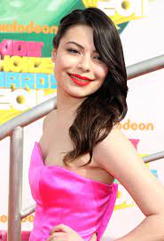 Follow me at www.twitter.com/mirandacosgrove follow me at www.instagram.com/mirandacosgrove. Miranda Cosgrove Crystal Dilworth Miranda Cosgrove Photos Zimbio