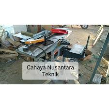 Berikut penampakan mesin bubutnya : Mesin Kayu Multifungsi Oscar Mq443a 300mm Shopee Indonesia