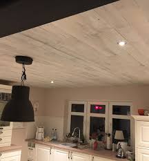 Eine deckenverkleidung einfach kleben, ganz einfach mit nur 1 person umsetzbar. Holzdecke Bs Holzdesign