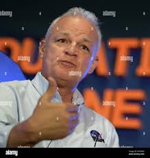 James douglas hi-res stock photography and images