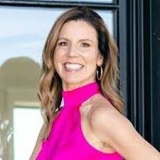 Amanda Eckart's Instagram, Twitter & Facebook