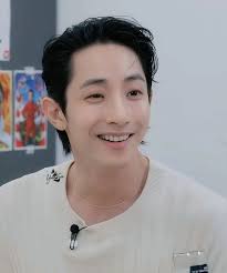 Хватай Сон Чже и беги ❤️"!!! Всем здравствуйте! Был у меня кризис в  просмотрах, но эта дорама для лучшая в этом году. Гг идеально сыграли. Кто  не смотрел, прекрасного просмотра.