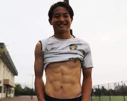 ゆうし on X: 強豪校サッカー部員の腹筋はやはりスゴイ！ 腹筋や乳首美味しそー！(笑) t.coH94jzOom3l  X