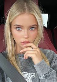 Happy Birthday beautiful! 🌹🌹🌹❤️❤️❤️