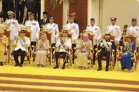 Found 14 sentences matching phrase pertabalan.found in 3 ms. Kkmm Category Istiadat Pertabalan Kebawah Duli Yang Maha Mulia Seri Paduka Baginda Yang Di Pertuan Agong Xv Sultan Muhammad V Di Balairung Seri Istana Negara Image Istiadat Pertabalan Kebawah Duli Yang