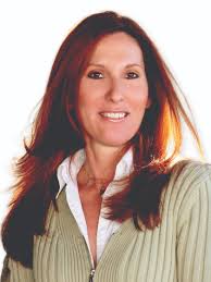 Lori Einhorn's Instagram, Twitter & Facebook