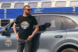 Mandachi has called on the help of other businesses and people to support his romania wants motorways. È™tefan Madachi Omul Care AjutÄƒ Eroi
