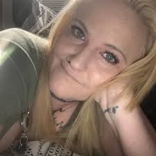 Support for Sarah, a Die-Hard Packers Fan, After Losing Her Baby