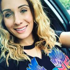 Katie Houle (khoule15)