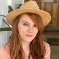 Alexis Noga's Instagram, Twitter & Facebook