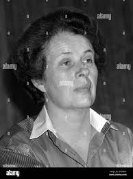 Unser ASSOCIATED PRESS Foto zeigt die Vizepraesidentin des Zentralkomitees  Deutscher Katholiken, Frau Ursula Hansen, Ministerin in Rheinland Pfalz, am  02. Mai 1986 in der Stadthalle von Bonn-Bad Godesberg. (AP-PHOTO Stock  Photo -