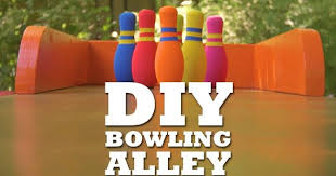 Next to the fastball, the curveball is the most common type of pitch that is thrown in a game of baseball. How To Throw A Curve In Bowling 2018