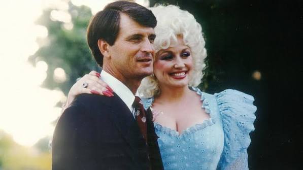 Inside Dolly Parton And Carl Dean's Secret 1966 Wedding ◇ FEA for All