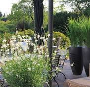 Soweit der artikel auch online bestellbar ist, gilt der. Garten Von Ehren Hamburg De 21077 Houzz De