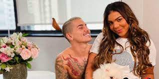 Nascida em ilhéus na bahia. Tays Reis E Biel Terminam Relacionamento E Cantora Desabafa Para Fas