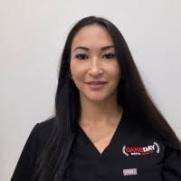 Rene Viera's Instagram, Twitter & Facebook