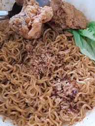 Resepi maggi goreng mudah dan sedap | instant noodle maggi fry hari ini saya berkongsi resipe maggi goreng mudah dan. Maggi Goreng Cili Ala Kampung Amyra Roslan