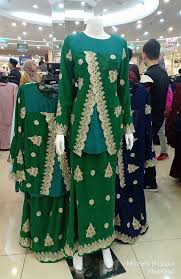 Keunggulan dari zara adalah proses desainnya yang dekat dengan publik. 43 Koleksi Baju Zara 2020 Trend Terbaru