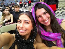 Two brunettes & a blonde one