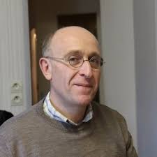 J'ai le plaisir de vous annoncer que je commence un nouveau poste de CERN  Senior Research Fellow.