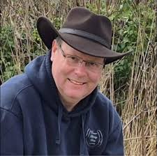 Hi I have a slight issue …. My fuel flap has decided it won't open!! Any  ideas