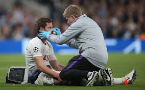 Born 24 april 1987) is a belgian professional footballer who plays for primeira liga club benfica and the belgium national team. Jan Vertonghen To Miss Tottenham S Trip To Bournemouth After Head Injury Against Ajax