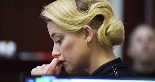 Mennyit és hogyan fog fizetni Amber Heard Johnny Deppnek?