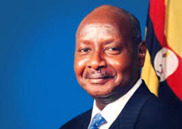 El presidente de uganda, yoweri museveni, pretende revalidar una vez más su mandato con una nueva victoria electoral que le permitiría mantenerse en el poder hasta 2026. Uganda Sistemas Juridicos Contemporaneos