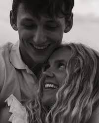 meg nash :) (@megalegalu) · Instagram photos and Reels