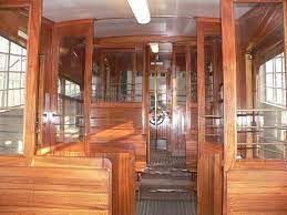 Bitte prüfe die öffnungszeiten vor deinem besuch nochmal über die webseiten der betreiber. File Seilbahn Stuttgart Innen P1300859 Jpg Wikimedia Commons