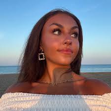 𝐓𝐢𝐚 𝐁𝐚𝐫𝐛𝐞𝐫🌟 (@tiabarber01)