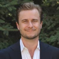 Daniel Tenney's Instagram, Twitter & Facebook