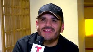 Alfredo Ríos 'El Komander' opina sobre el momento en el que Bad Bunny  aventó el celular de una fan