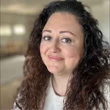 Tara Nicole updated her profile picture.