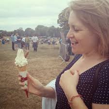 Lara Newman is fundraising for Martlets Hospice