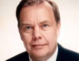 Derek Taylor: “What's On Your Mantelpiece?”