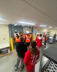 Join us in wishing junior Phillip Burney a happy birthday! #EAT