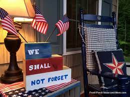 Each year on memorial day, tacoma historical society sponsors a ceremony and observance of this solemn national holiday at tacoma's war memorial park to honor those who've given their lives in service to their country. Porch Decorating For Memorial Day Memorial Day Inspiration Patriotic Porches