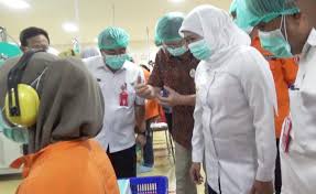Pabrik nitisemito ini mengalami masa kejayaan sekitar tahun 1922 hingga tahun 1940an. Pastikan Stok Mencukupi Gubernur Jatim Khofifah Kunjungi Pabrik Masker Di Jombang Bangsa Online Cepat Lugas Dan Akurat