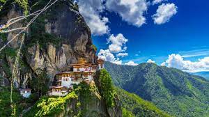 Historically a remote kingdom, bhutan became less isolated in the second half of the 20th century. Bhutan What Tourists Need To Know Six Senses Luxury Hotel Escape Com Au
