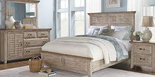 The bella queen bed features light colored white oak wood with a black frame. Light Wood Queen Size Bedroom Sets Cream Honey Oak