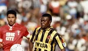 They used this name because the kaiser chiefs are from leeds and are big leeds united fans. Kaizer Chiefs Pay Tribute To Late Midfielder Know Afrika