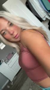 lauryn white (@laurynwhitee)